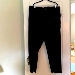 NWT Men’s Black GAP pants